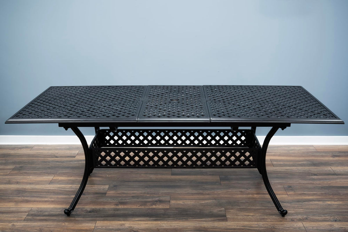 SH&G Cast Aluminium 8 seat 160cm Rectangular Extendable dining Set - Black