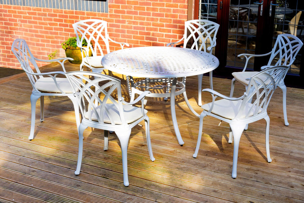SH&G Cast Aluminium 6 seat 120cm Round dining Set - White