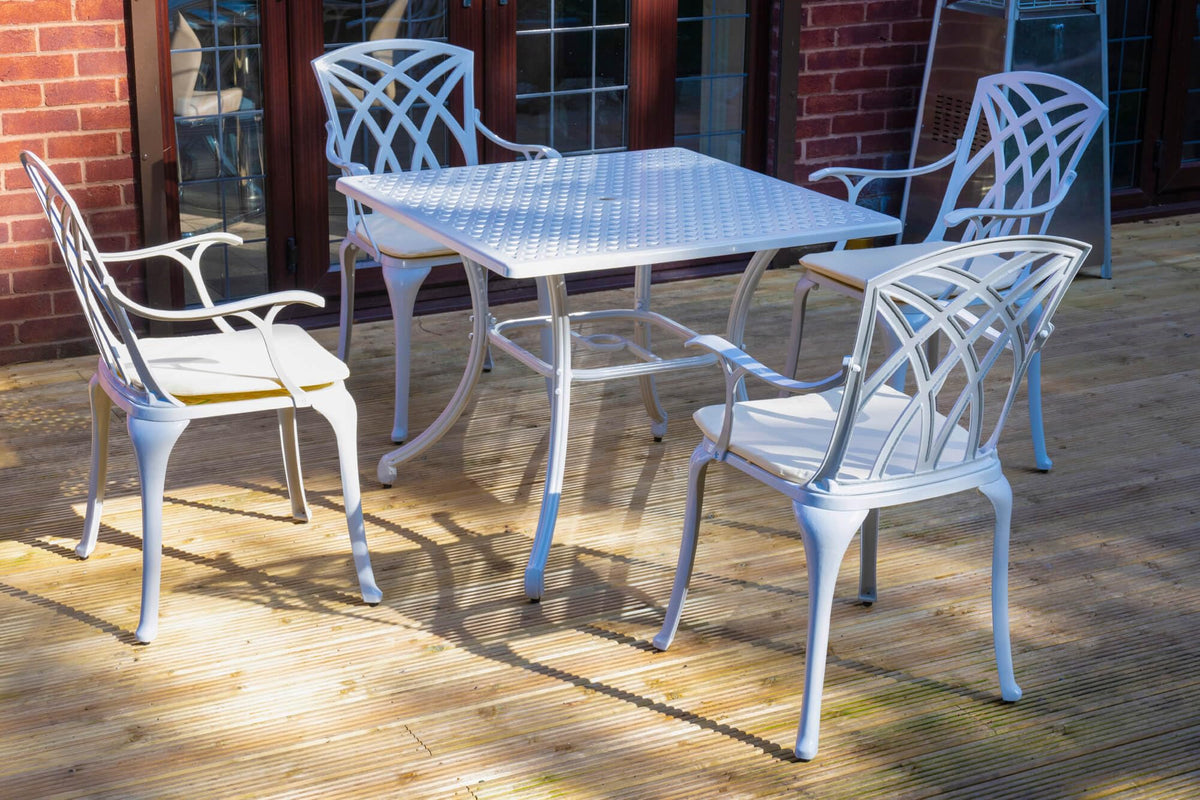 SH&G Cast Aluminium 4 seat Square dining Set - White