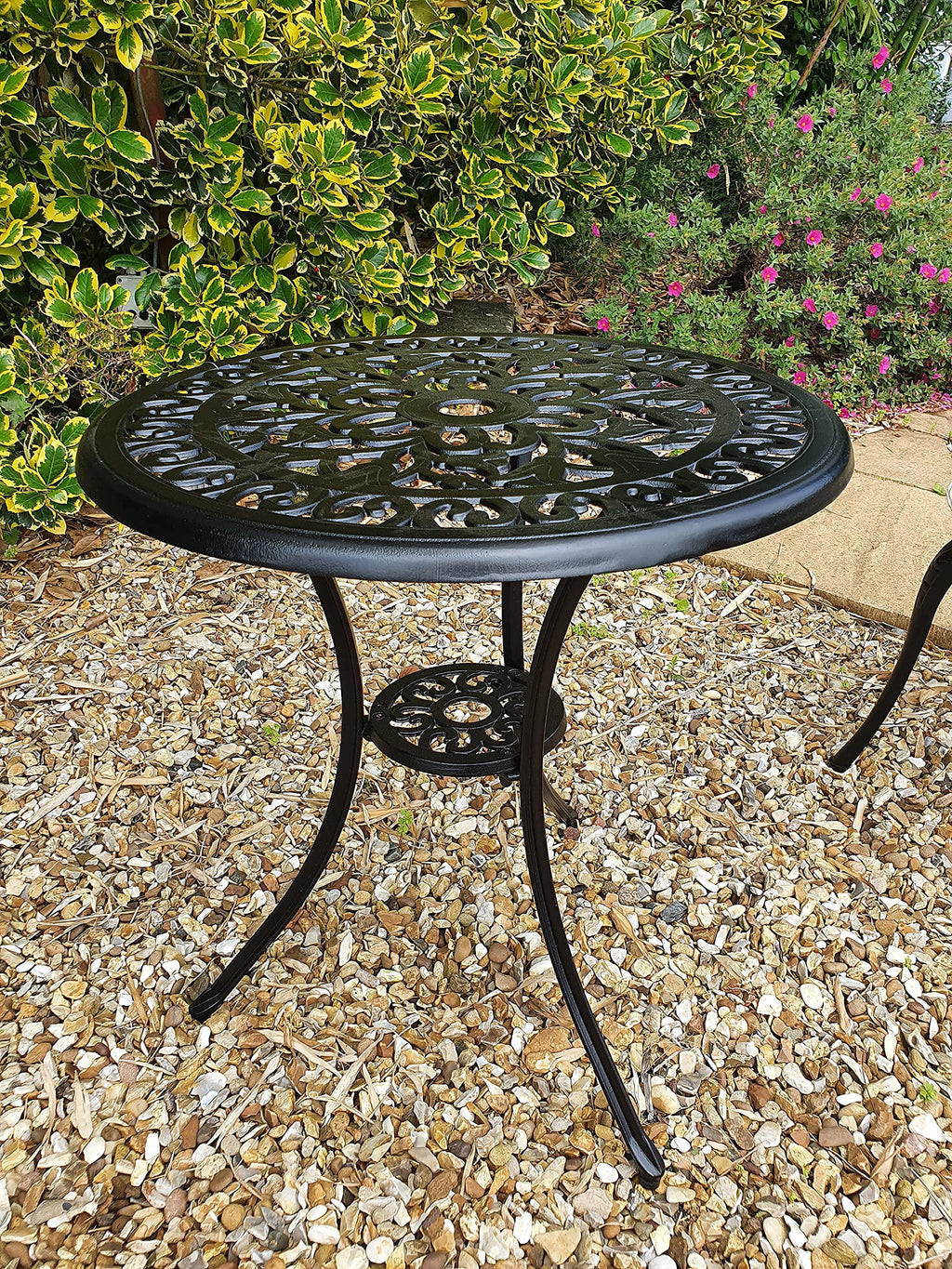 SH&G Scotney Cast Aluminium Bistro Set - Black
