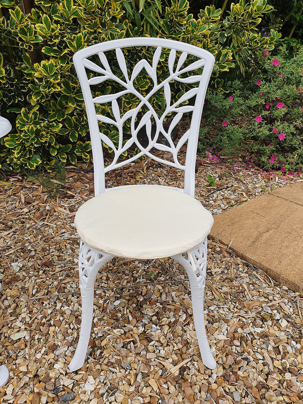 SH&G Hembury Cast Aluminium Bistro Set - White