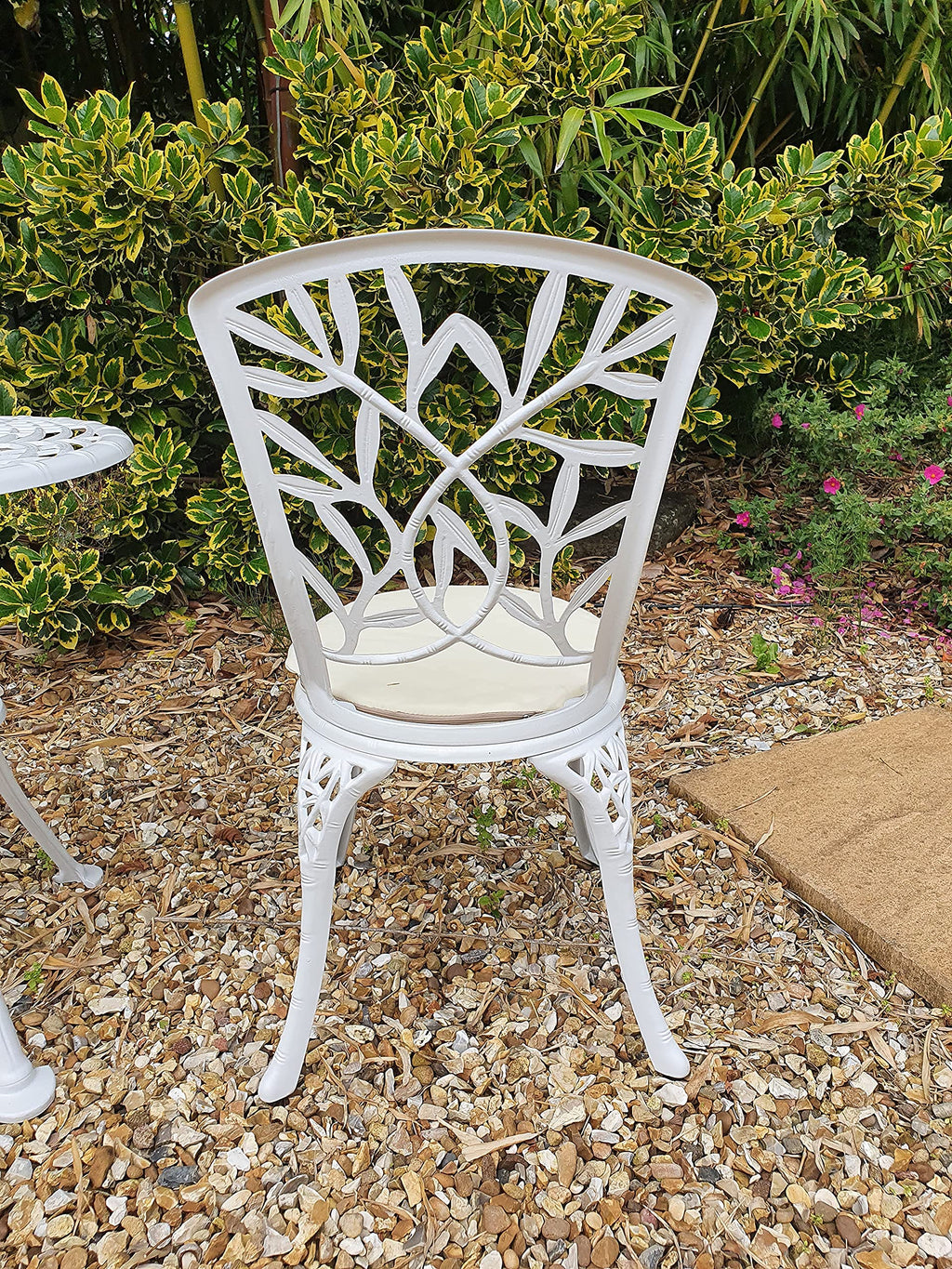SH&G Hembury Cast Aluminium Bistro Set - White