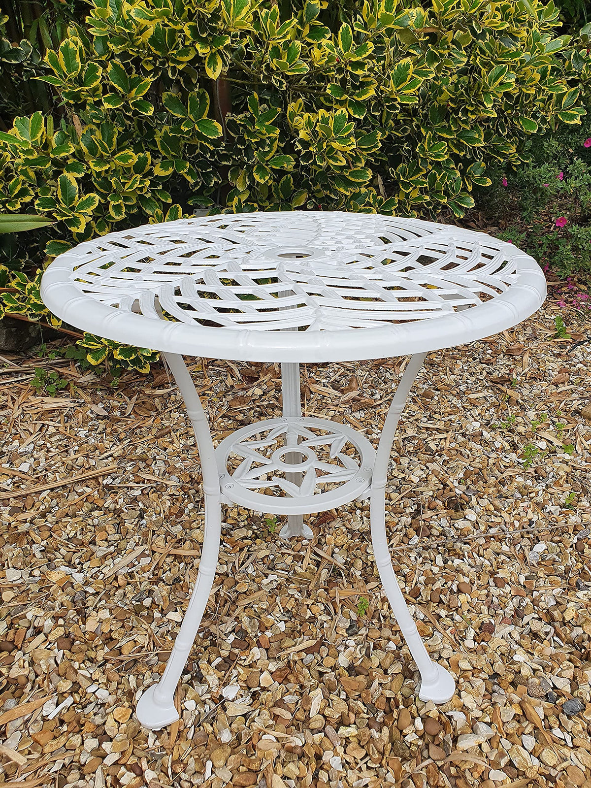 SH&G Hembury Cast Aluminium Bistro Set - White
