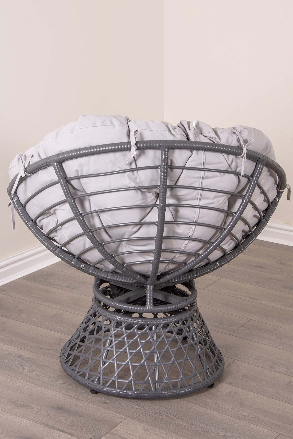 SH&G Rattan Nest Swivel Chair With Cushion, Garden Pod Chair