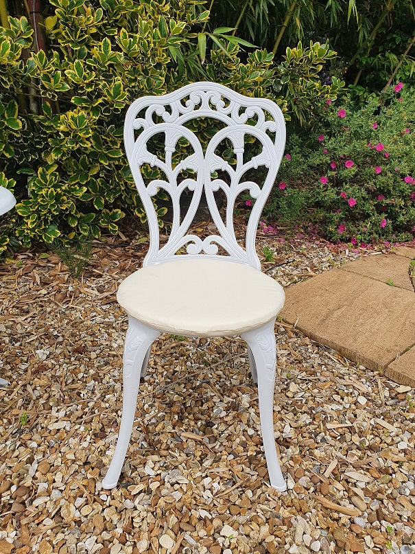 SH&G Scotney Cast Aluminium Bistro Set - White